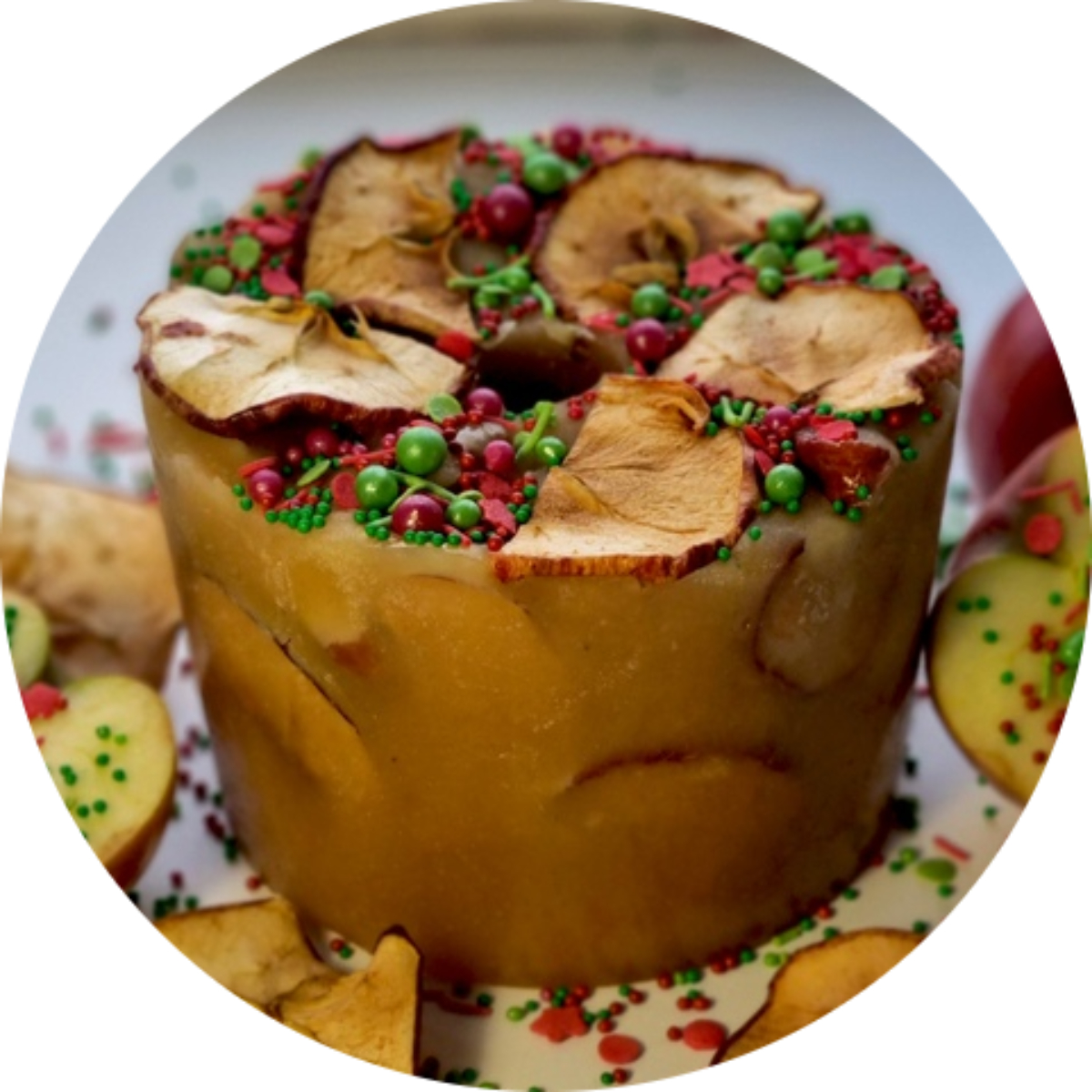 Конфета для лошади с посыпкой в ведерке 900 г. Конфета для лошади с посыпкой в ведерке 900 г.