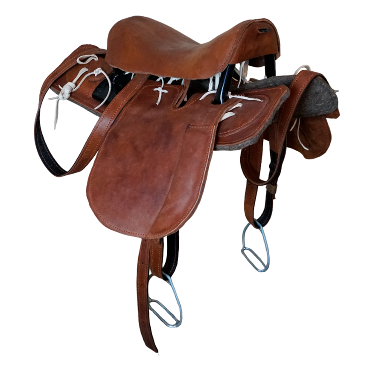 Седло кавалерийское из натуральной кожи Farmer Седло кавалерийское из натуральной кожи Farmer