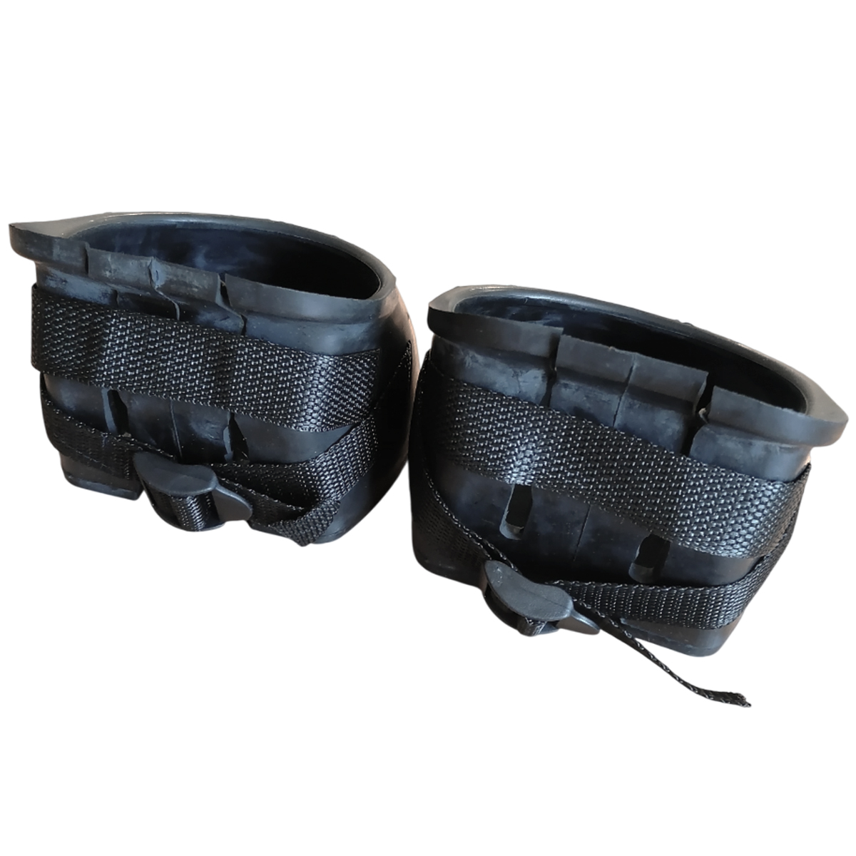 Резиновые "ботинки" для копыт лошади, пара Резиновые "ботинки" для копыт лошади, пара