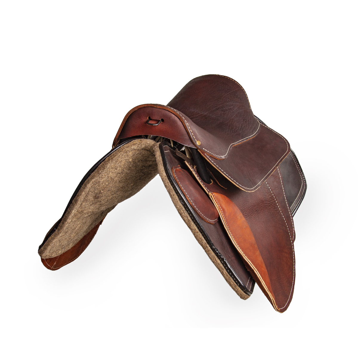 Седло кавалерийское кожаное в комплекте Farmer Седло кавалерийское кожаное в комплекте Farmer