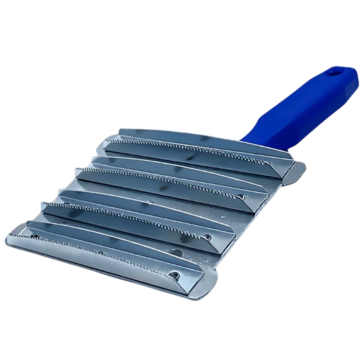 Скребница металлическая мелкозубчатая с пластиковой ручкой Скребница металлическая мелкозубчатая с пластиковой ручкой