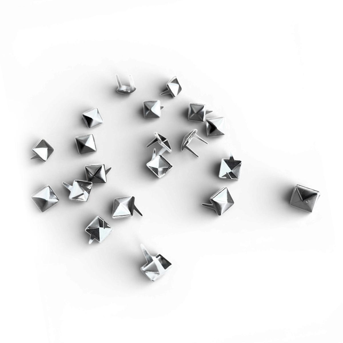 Пукля "Пирамидка" 10 мм, 20 шт