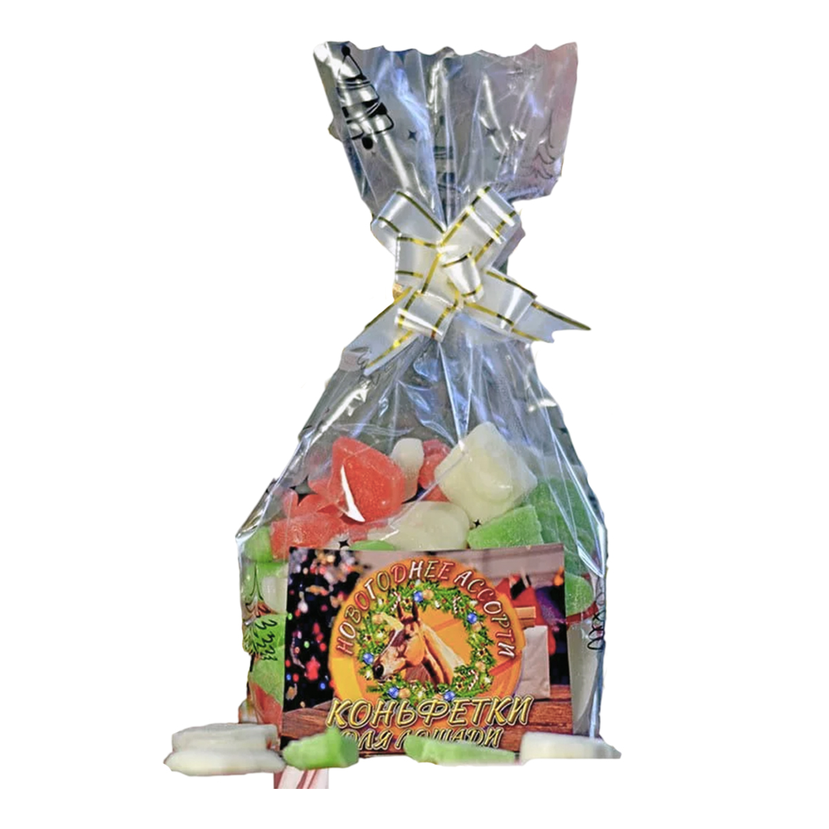 Лакомство для лошади конфетки "Новогоднее ассорти" 250 г. Лакомство для лошади конфетки "Новогоднее ассорти" 250 г.