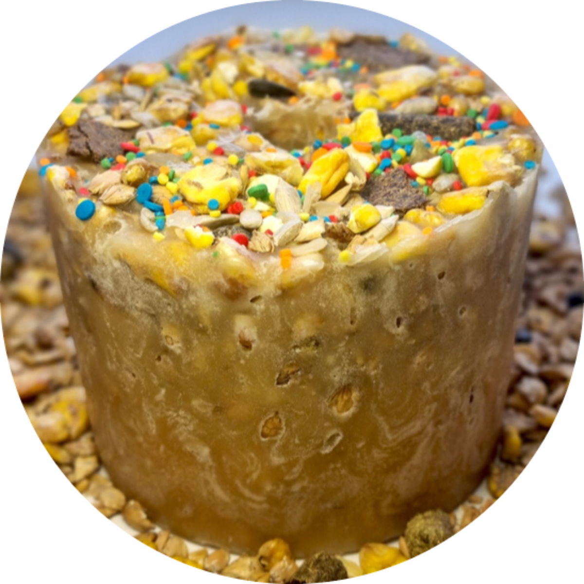 Конфета для лошади с посыпкой в ведерке 900 г. Конфета для лошади с посыпкой в ведерке 900 г.