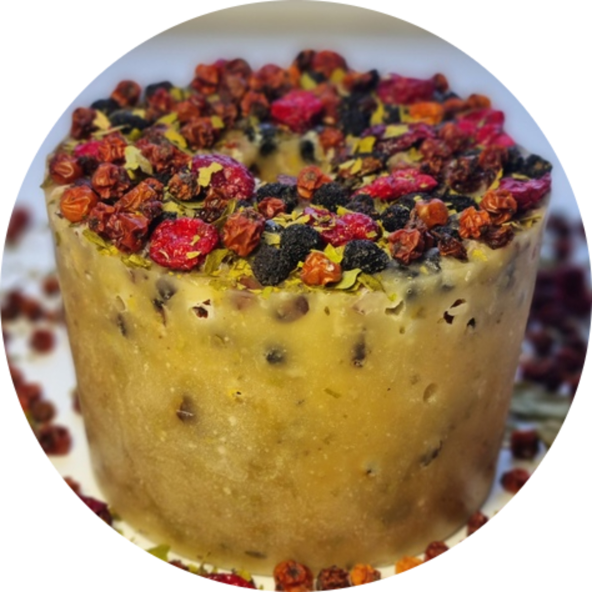 Конфета для лошади с посыпкой в ведерке 900 г. Конфета для лошади с посыпкой в ведерке 900 г.